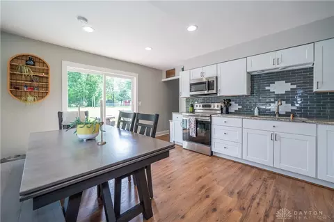 605 Mercury Dr, Cincinnati, OH 45244 photo 9