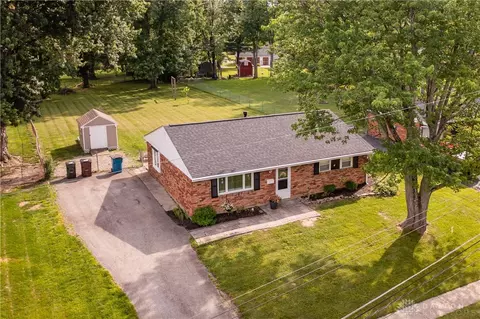 605 Mercury Dr, Cincinnati, OH 45244 photo 3