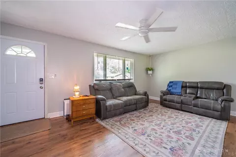 605 Mercury Dr, Cincinnati, OH 45244 photo 5
