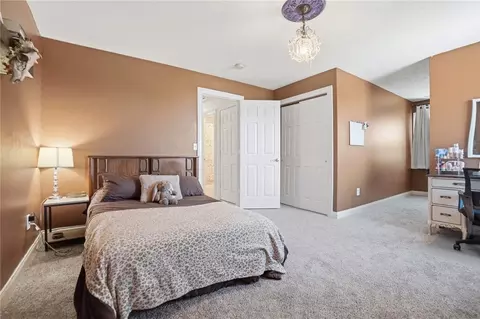 Bedroom - 5700 Kizer Ln, Springfield, OH 45502 photo 7 of 13