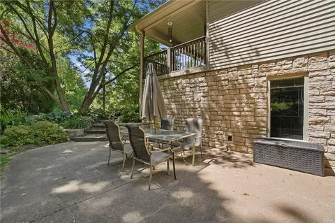 Exterior - 5700 Kizer Ln, Springfield, OH 45502 photo 11 of 21