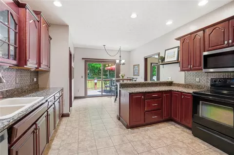 Kitchen - 5700 Kizer Ln, Springfield, OH 45502 photo 7 of 7