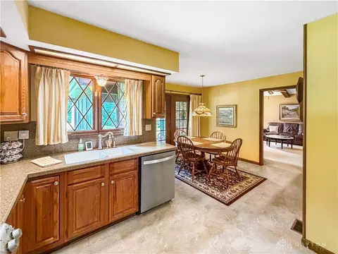 Kitchen - 5016 Lausanne Dr, Centerville, OH 45458 photo 1 of 2