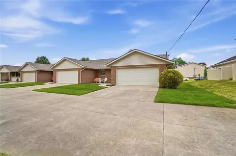4818 Cornell St, Springfield, OH 45503 photo 25