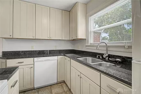 317 Cushing Ave, Kettering, OH 45429 photo 11