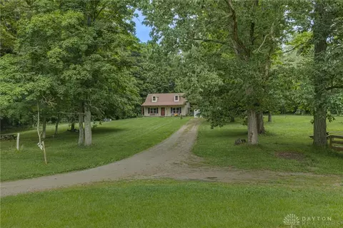 Exterior - 2038 Pratt Rd, Blanchester, OH 45107 photo 1 of 5
