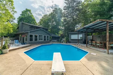 Exterior - 2425 Black Oak Dr, Troy, OH 45373 photo 8 of 14
