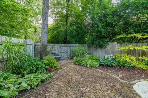 Exterior - 2425 Black Oak Dr, Troy, OH 45373 photo 13 of 14