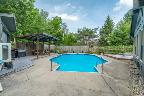 Exterior - 2425 Black Oak Dr, Troy, OH 45373 photo 14 of 14