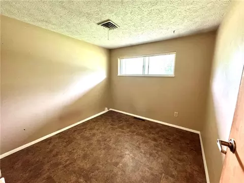 Bedroom - 3918 Cordell Dr, Kettering, OH 45439 photo 2 of 3