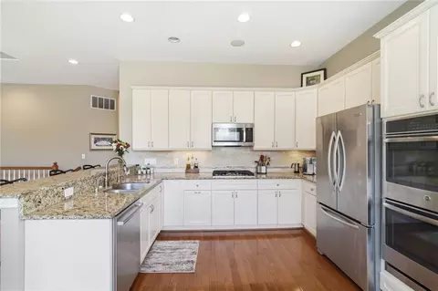 5875 Falling Brook Dr, Mason, OH 45040 photo 10