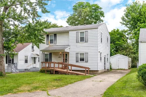 1653 Pell Dr, Dayton, OH 45410