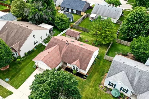 View/Area - 1562 Farrington Dr, Kettering, OH 45420 photo 5 of 9