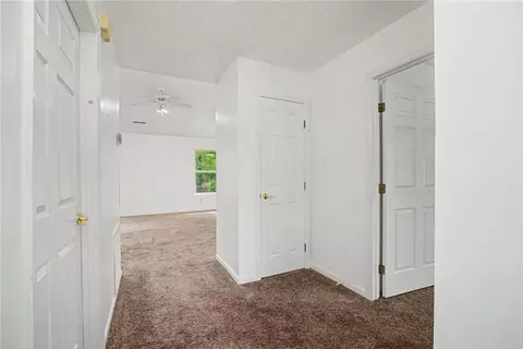 Entry Way - 1562 Farrington Dr, Kettering, OH 45420 photo 2 of 2