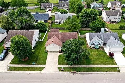 View/Area - 1562 Farrington Dr, Kettering, OH 45420 photo 4 of 9