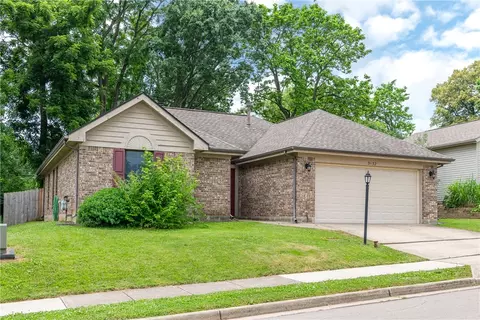 Exterior - 3432 Bulah Dr, Kettering, OH 45429 photo 3 of 4