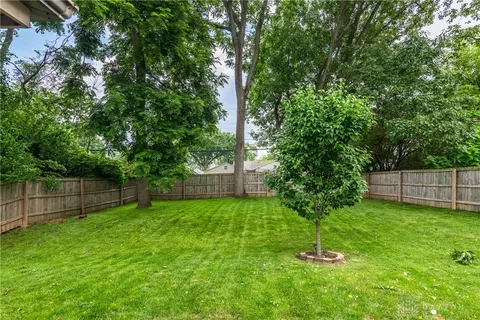 Exterior - 3432 Bulah Dr, Kettering, OH 45429 photo 4 of 4