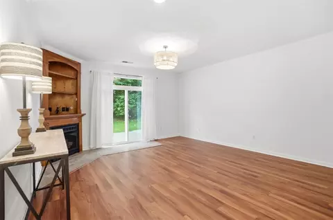 Living - 4307 Spyglass Hl, Mason, OH 45040 photo 4 of 5
