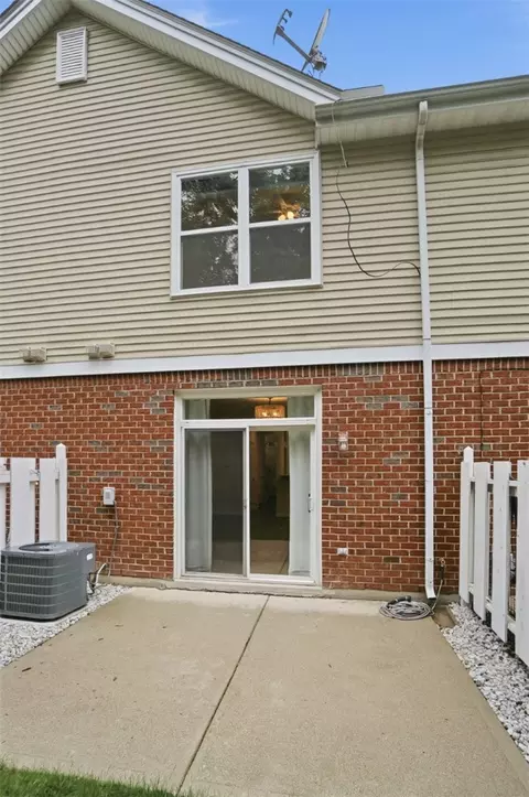 Exterior - 4307 Spyglass Hl, Mason, OH 45040 photo 8 of 14