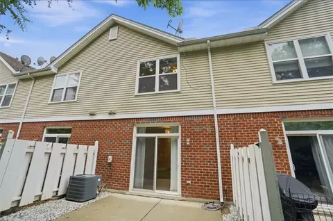 Exterior - 4307 Spyglass Hl, Mason, OH 45040 photo 7 of 14