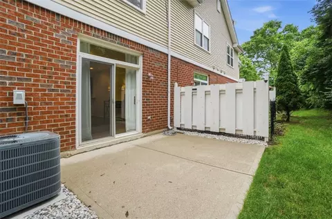 Exterior - 4307 Spyglass Hl, Mason, OH 45040 photo 10 of 14