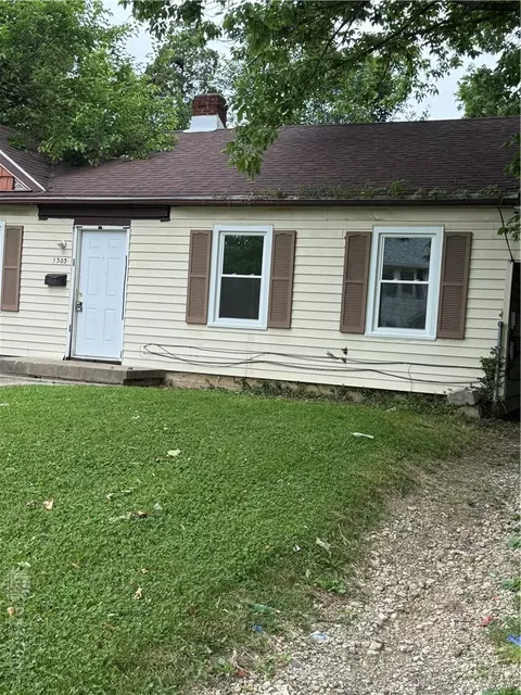 1303 Catalpa Dr, Dayton, OH 45406