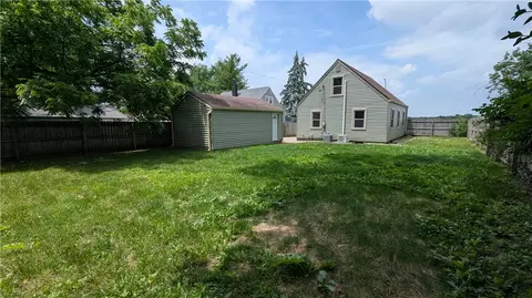 Exterior - 2846 Research Blvd, Kettering, OH 45420 photo 6 of 8