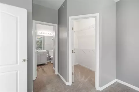 7462 Bridge Point Dr, Cincinnati, OH 45248 photo 28