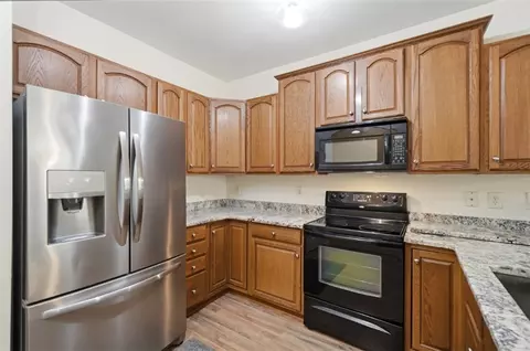 7462 Bridge Point Dr, Cincinnati, OH 45248 photo 17