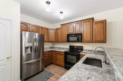 7462 Bridge Point Dr, Cincinnati, OH 45248 photo 12