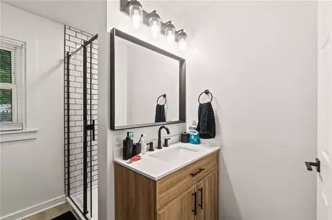 Bath - 3303 Annabelle, Kettering, OH 45429 photo 3 of 4