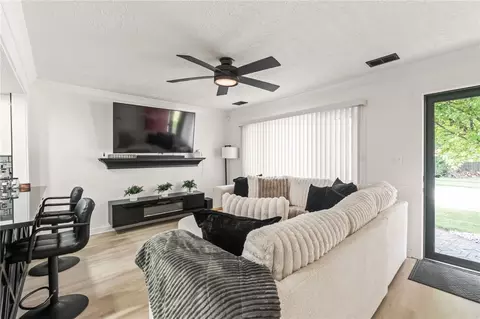 Living - 3303 Annabelle, Kettering, OH 45429 photo 2 of 3