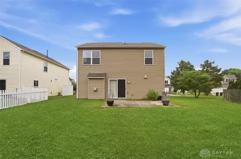 Exterior - 321 Heftner Cir, Maineville, OH 45039 photo 7 of 13