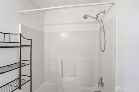 Bath - 321 Heftner Cir, Maineville, OH 45039 photo 7 of 7