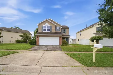 Exterior - 321 Heftner Cir, Maineville, OH 45039 photo 3 of 13