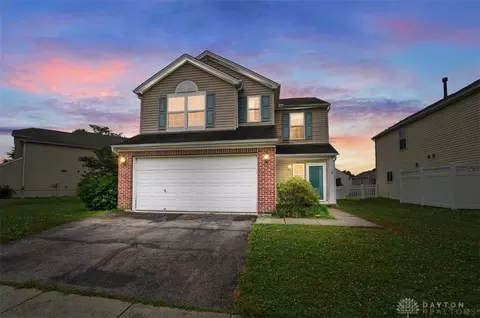 321 Heftner Cir, Maineville, OH 45039
