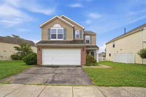 Exterior - 321 Heftner Cir, Maineville, OH 45039 photo 4 of 13