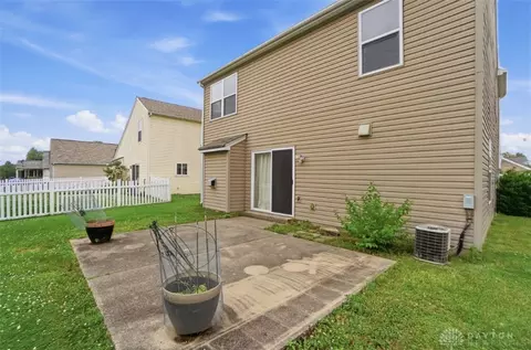 Exterior - 321 Heftner Cir, Maineville, OH 45039 photo 10 of 13