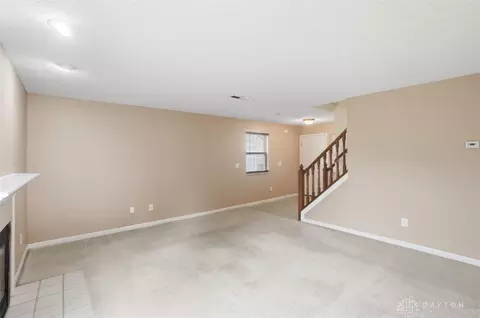 Living - 321 Heftner Cir, Maineville, OH 45039 photo 4 of 5