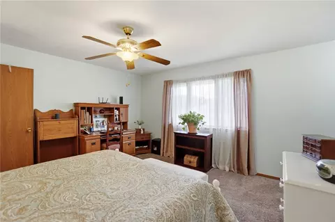 Bedroom - 1043 Armsgate Rd, Springfield, OH 45503 photo 6 of 6