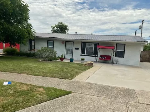 1649 Dale Ridge Rd, New Carlisle, OH 45344