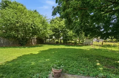 Exterior - 174 Circle Dr, Harrison, OH 45030 photo 14 of 15