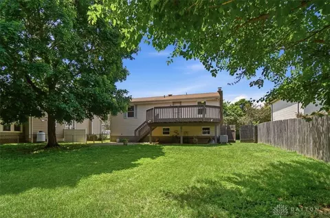 Exterior - 174 Circle Dr, Harrison, OH 45030 photo 13 of 15