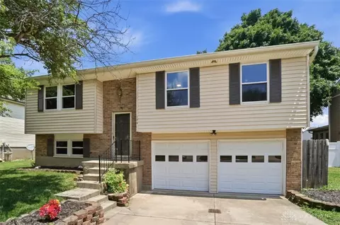 Exterior - 174 Circle Dr, Harrison, OH 45030 photo 4 of 15