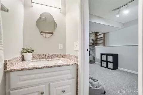 Bath - 174 Circle Dr, Harrison, OH 45030 photo 5 of 5