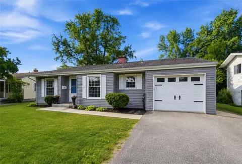 Exterior - 72 Martha Ave, Centerville, OH 45458 photo 2 of 10