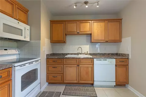 Kitchen - 7905 Wescott Ave, Fairborn, OH 45324 photo 3 of 3