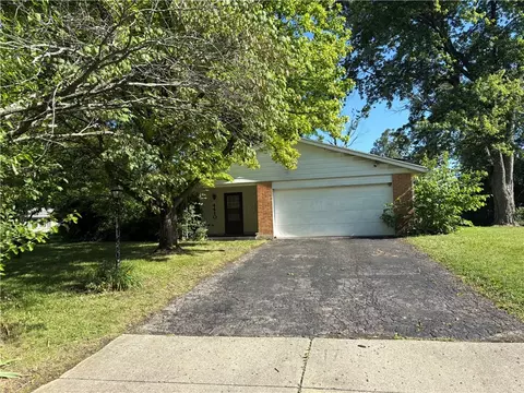 4410 Pebblestone Ct, Dayton, OH 45432