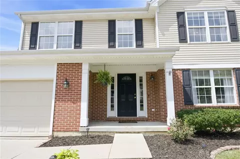 8700 Woolstone Ct, Hamilton Township, OH 45039