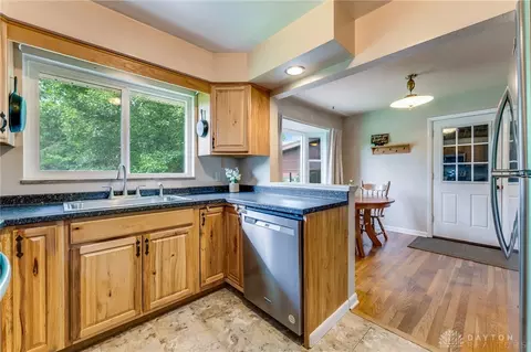 Kitchen - 4841 Ridgewood Rd, Springfield, OH 45503 photo 3 of 3